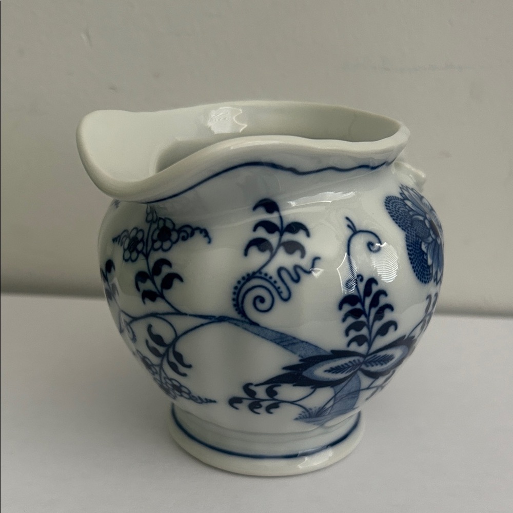Blue Danube, Floral Porcelain Creamer - Picture 2 of 8